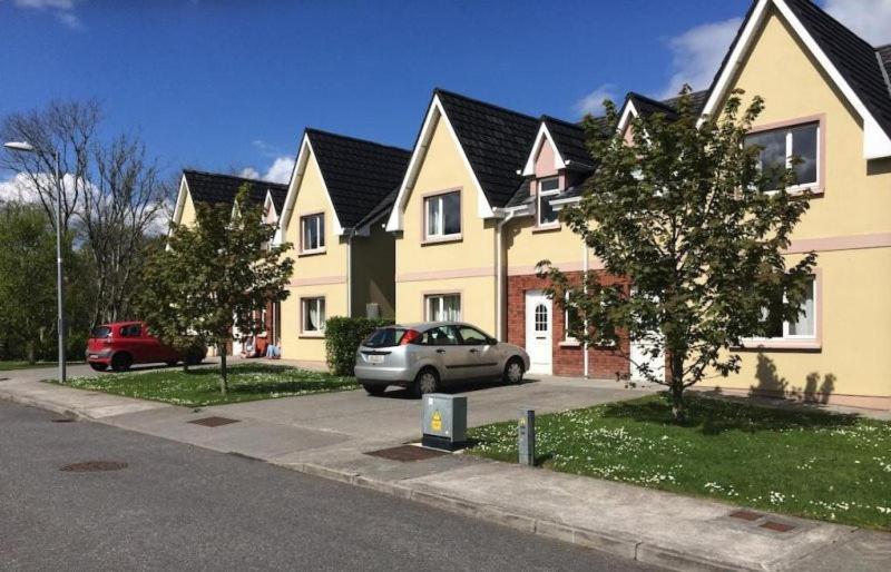 Kerry Lee Homes Tralee Extérieur photo