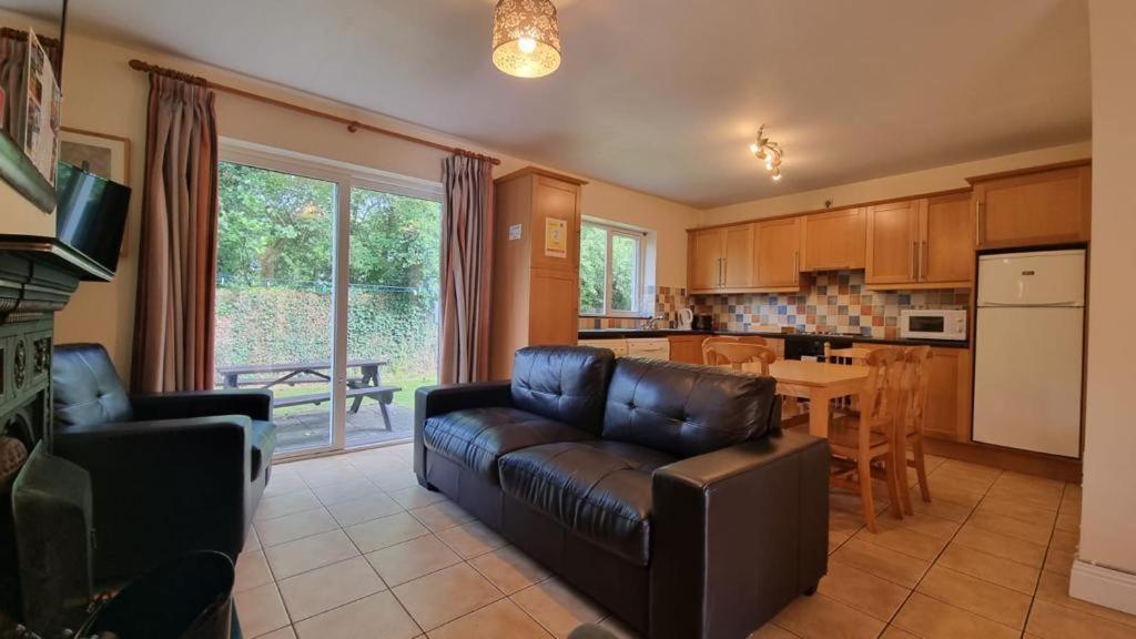 Kerry Lee Homes Tralee Extérieur photo